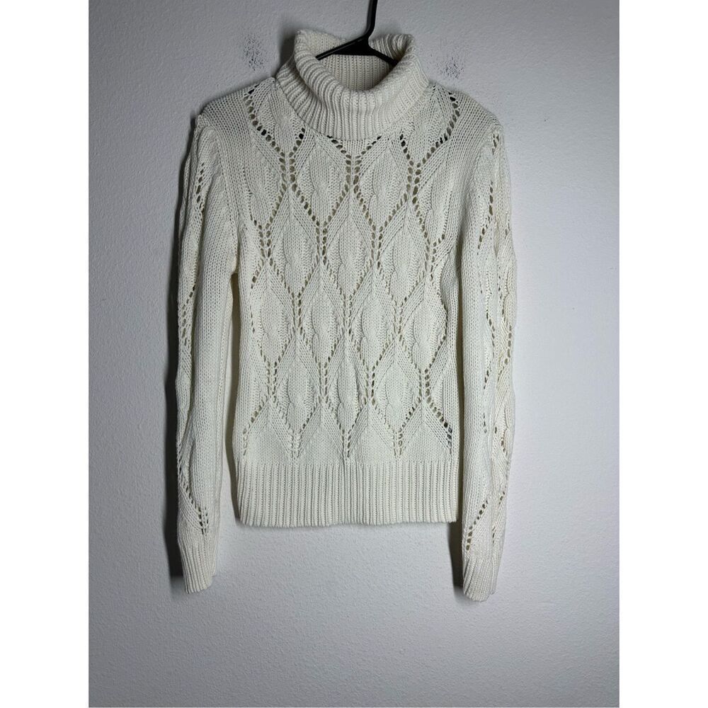 B-Street Women’s Cotton Blend Turtleneck Cable Knit  White Sweater Sz L See Note